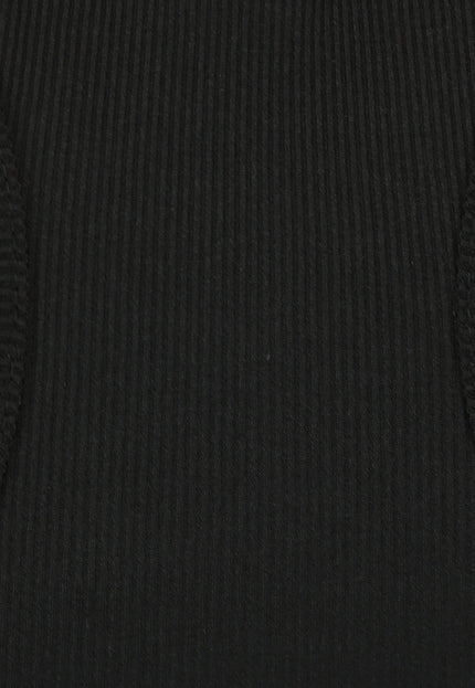 NEW0803 Zwarte Crop Top met Uitsnede