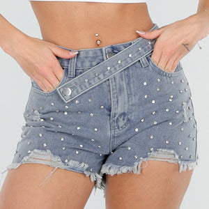 NEW080426 Lichtblauwe Denim Short met Strass en Rafelzoom