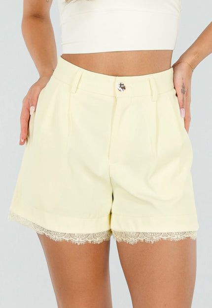 NEW080726 Lichtgele Shorts met Kant