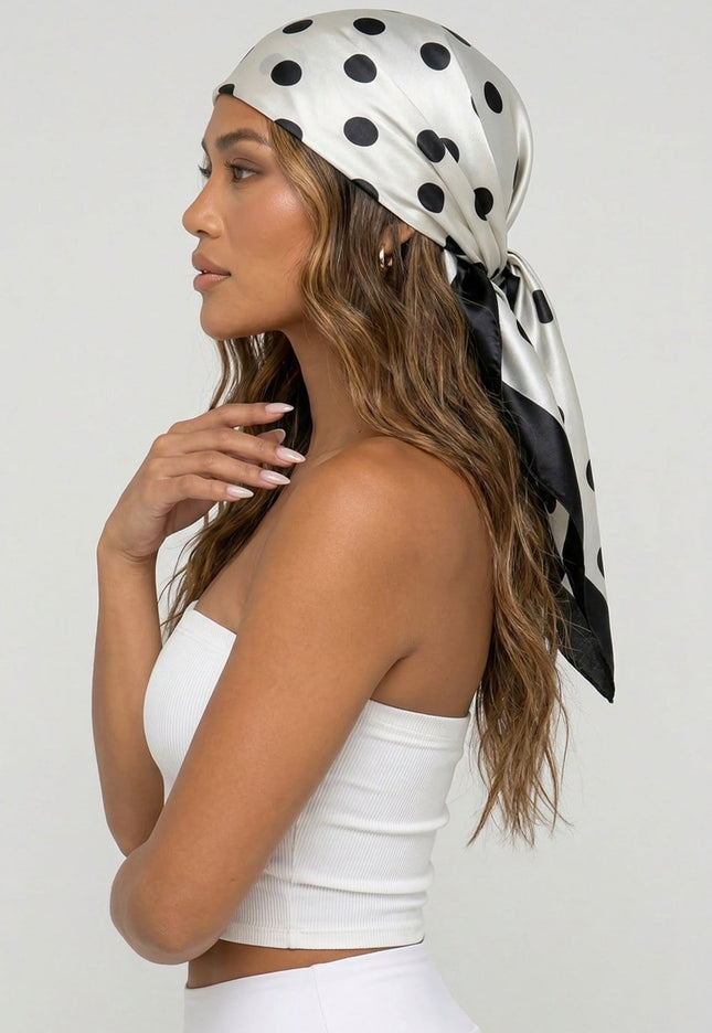 NEW080726 Witte Polkadot Satijnen Bandana