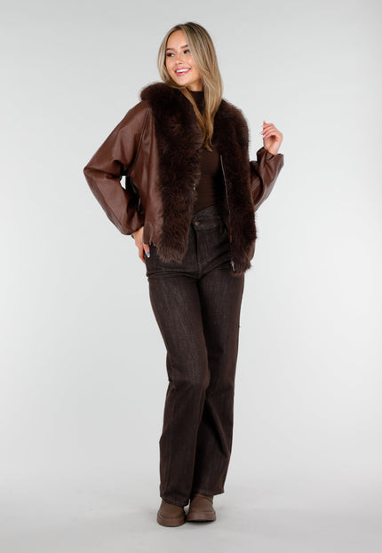 NEW081025 Bruine Lederlook Jas met Bontkraag