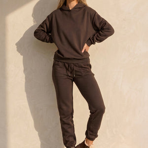 NEW081025 Donkerbruin Joggingpak