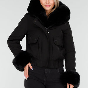 WINTER Zwarte Korte Winterjas met Bont