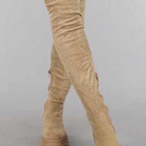 NEW0910 Zachte Gevoerde Taupe Overknee Laarzen in Suèdelook