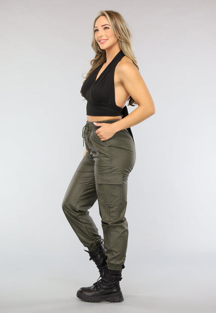 NEW1004 Zwarte Top met Halter Detail