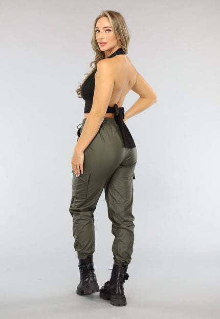 NEW1004 Zwarte Top met Halter Detail