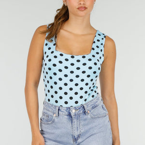 NEW100626 Lichtblauwe Body met Zwarte Polkadots