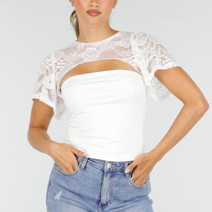 NEW100626 Witte Top met Kant en Cut Out