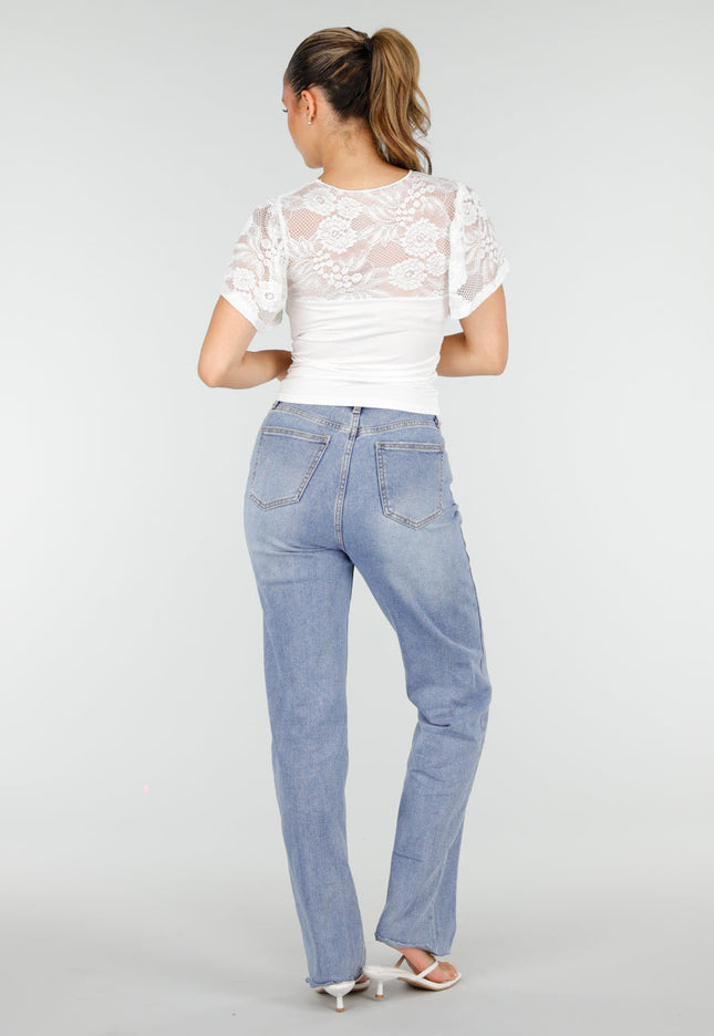 NEW100626 Witte Top met Kant en Cut Out