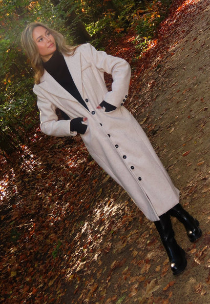 NEW100925 Beige Manteljas met Knopen