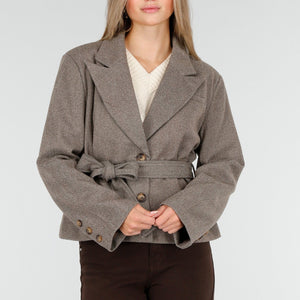 NEW100925 Bruine Korte Jas met Ceintuur