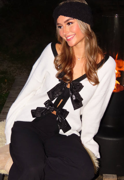 NEW100925 Cardigan Wit met Zwarte Strikken