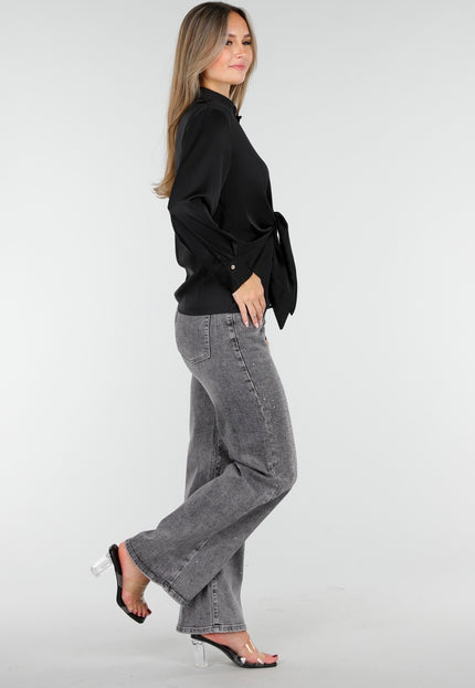 OP=OP.AV.09 Zwarte Satijnlook Blouse met Strikdetail