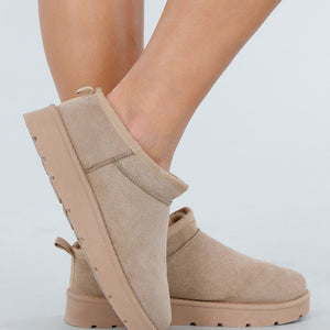 NEW101225 Beige Suède Look Lage Boots