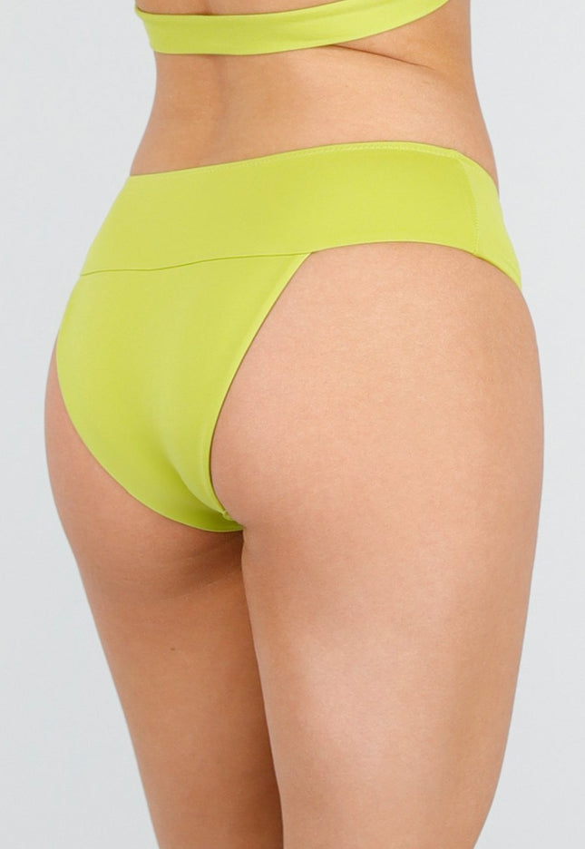 NEW110326 Groen Bikinibroekje