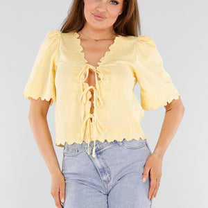 NEW110625 Butter Yellow Top met Striksluiting