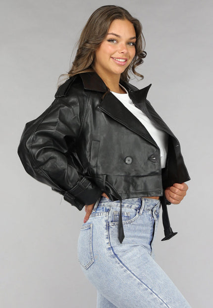 NEW120225 Zwarte Vegan Leren Jas met Gespdetails