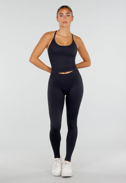 NEW120826 Zwarte Sportset met Halter Top en Legging