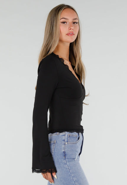NEW120826 Zwarte Top met Kanten V-Hals