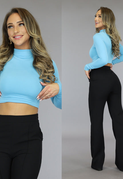 OP=OP.AV.09 Blauwe Longsleeve Crop Top
