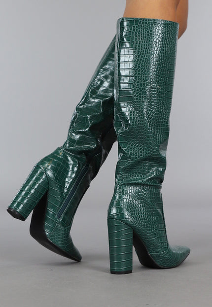 OP=OP.04.S Donkergroene Croco Laars met Spitse Neus
