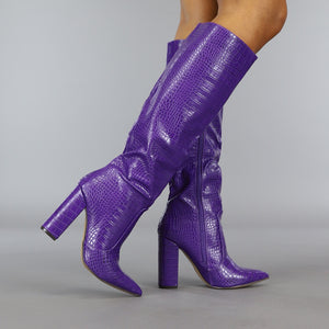 OP=OP.05.S Paarse Croco Laars met Spitse Neus