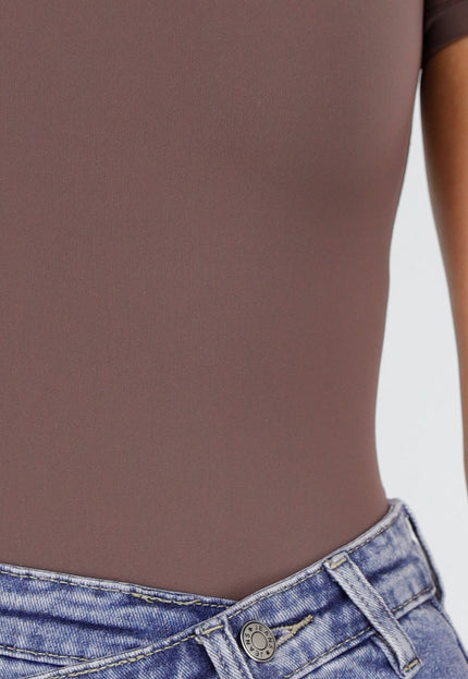 OP=OP.03.NL Bruine Skins Stringbody met Korte Mouwen