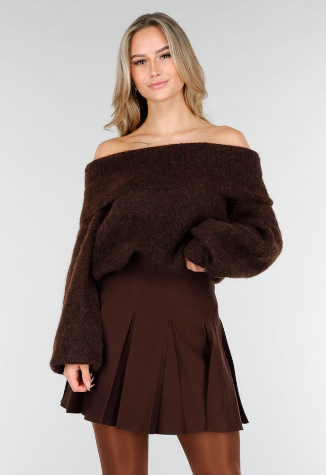 OP=OP.50.NL Donkerbruine Off Shoulder Trui met Wol