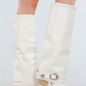 NEW130825 Off White Laarzen met Gespdetail