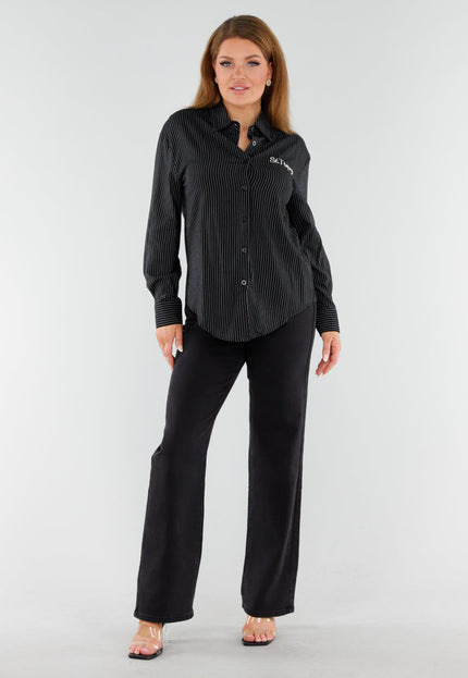 OP=OP.AV.09 Zwarte blouse met Borduursel