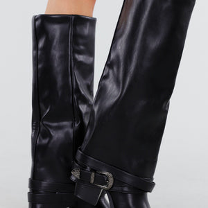 NEW130825 Zwarte Laarzen met Gespdetail