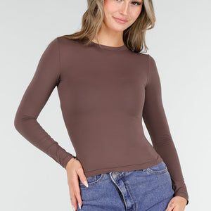 NEW140126 Stretch Top Bruin