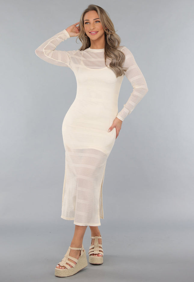 NEW150125 Beige Jurk met Structuur en Onderjurk
