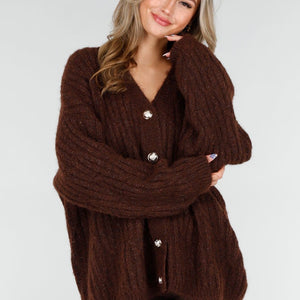 NEW151025 Bruine Gebreide Cardigan met Knopen
