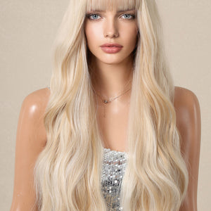 NEW1610 As Blonde Golvende Pruik met Pony