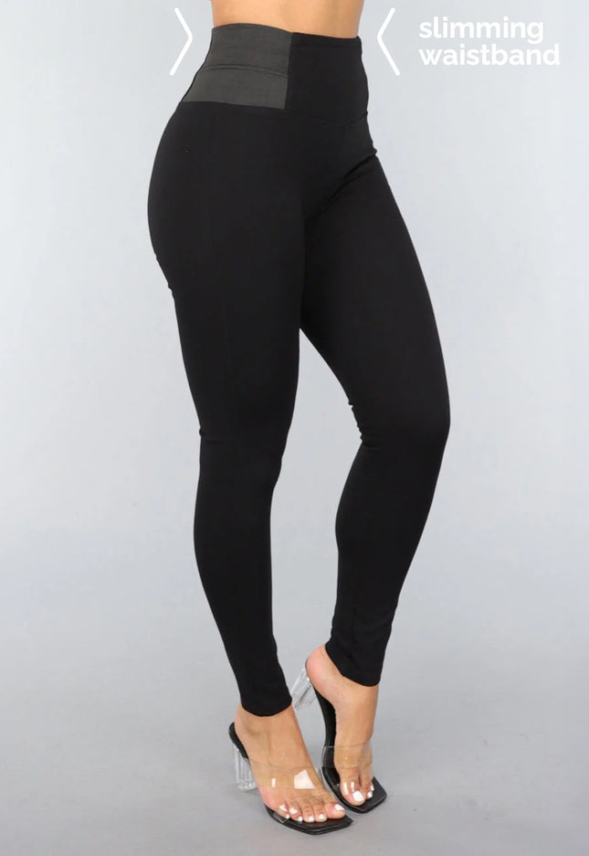 OP=OP.44.NL Zwarte Corrigerende High Waist Jegging met Elastische Band