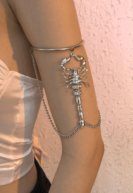 NEW1704 Zilveren Schorpioen Arm Accessoires