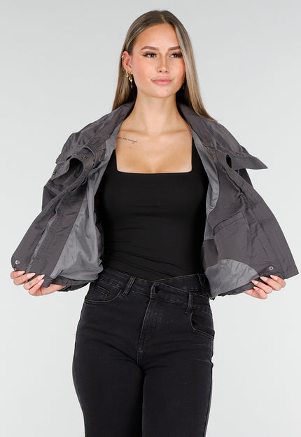 OP=OP.AV.10 Grijze Cropped Jas met Hoge Kraag