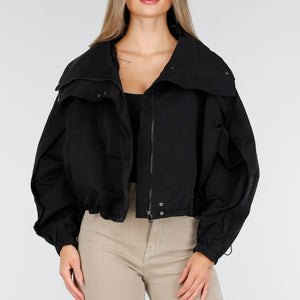 OP=OP.AV.10 Zwarte Cropped Windbreaker Jas