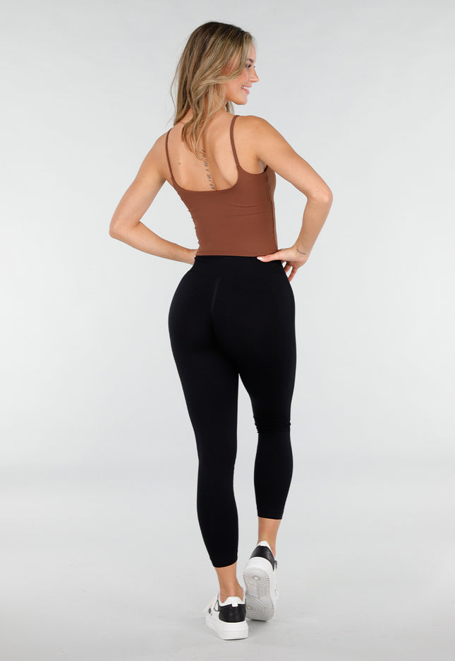 OP=OP.09.NL Bruine Spaghetti Crop Top