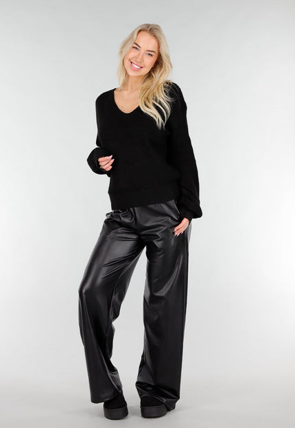 OP=OP.03.NL Zwarte Ribgebreide Trui met V-Hals