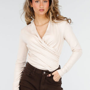 NEW180226 Beige Overslag Top met Lange Mouwen