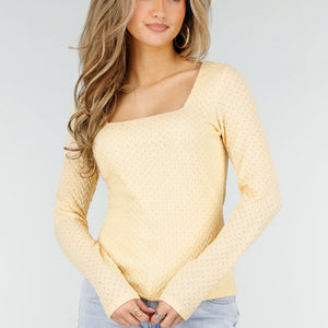 NEW180326 Lichtgele Top met Vierkante Hals