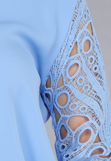 NEW190225 Lichtblauwe Blouse met See-Through Crochet Mouwen
