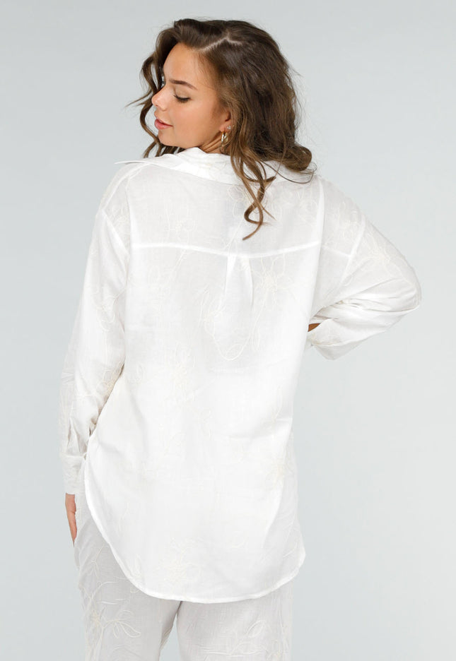 OP=OP.08.S Linnen Wit Tweedelig Setje met Geborduurde Blouse en Broek
