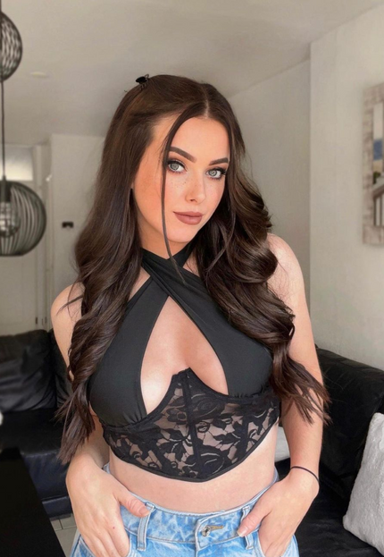 NEW1904 Kanten Top met Knoopdetail Zwart