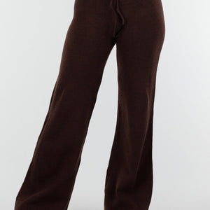 OP=OP.06.NL Bruine Gebreide Loungebroek