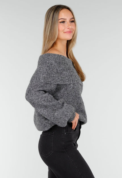 OP=OP.50.NL Grijze Off Shoulder Trui