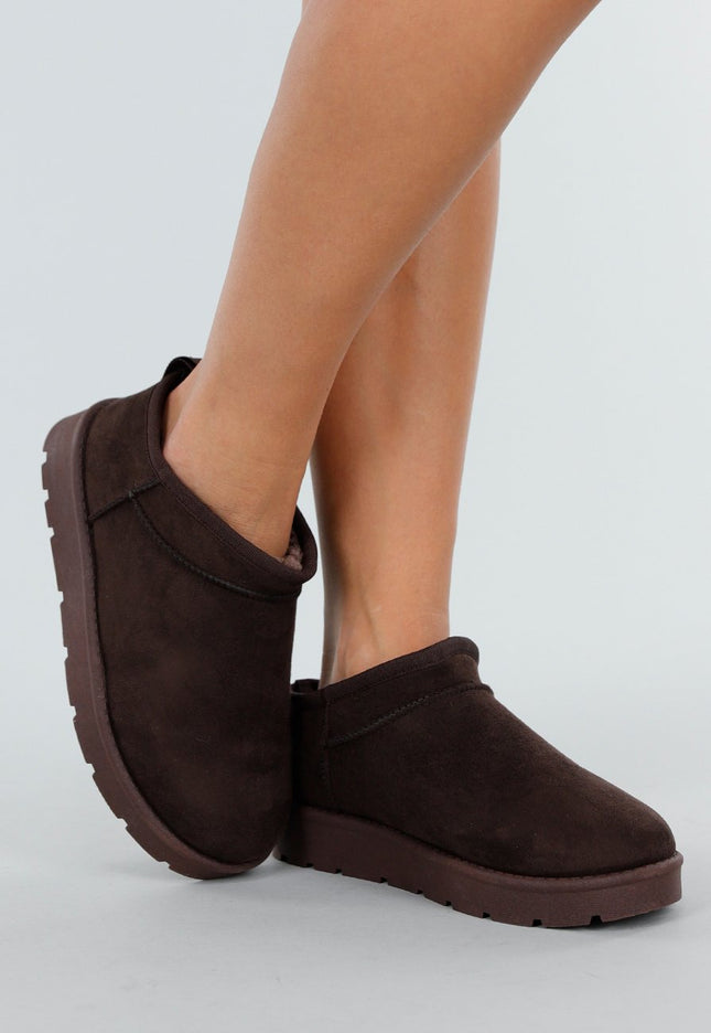 NEW191125 Bruine Instappers met Suede Look