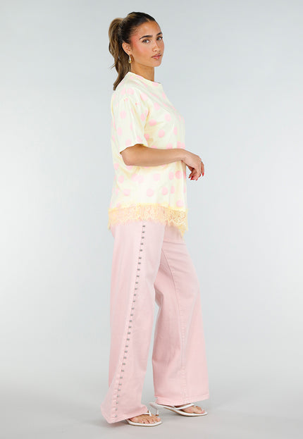 NEW200526 Butter Yellow T-Shirt met Roze Stippen